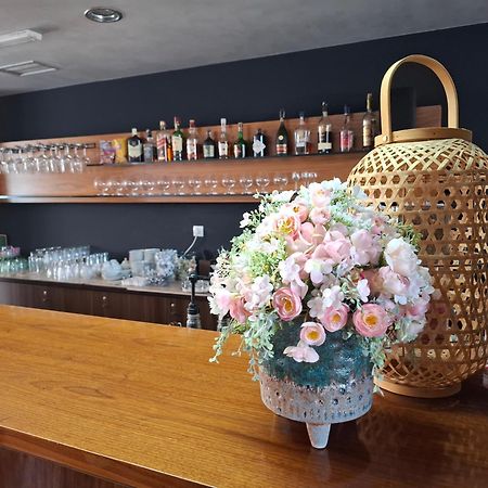 Hotel Eminent Stupava Luaran gambar